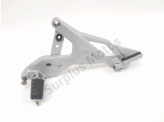 Platine avant gauche complete