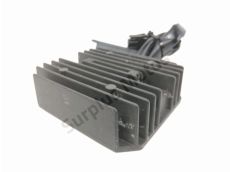 Regulateur de tension