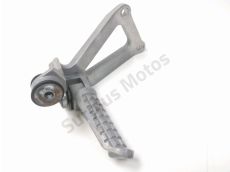 Platine et repose pieds arriere droit