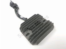 Regulateur de tension