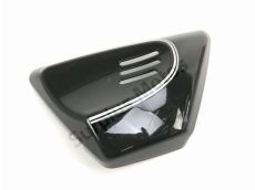 Cache lateral gauche