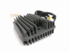 Regulateur de tension