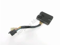 Regulateur de tension