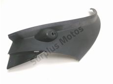 Cache lateral gauche