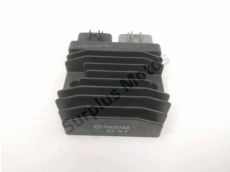 Regulateur de tension