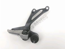 Platine et repose pieds arriere droit