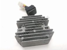 Regulateur de tension