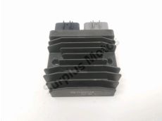 Regulateur de tension