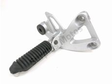 Platine et repose pieds arriere droit