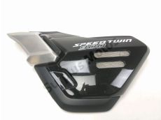 Cache lateral gauche