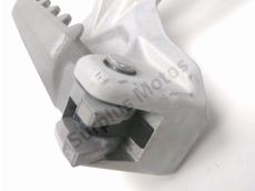 Platine arriere droite complete