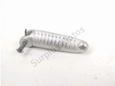 Repose pieds avant gauche