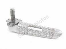 Repose pieds arriere droit