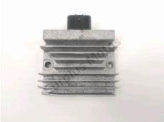 Regulateur de tension