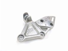 Platine avant droite