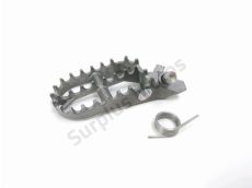 Repose pieds avant droit