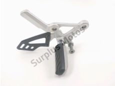 Platine avant droite complete