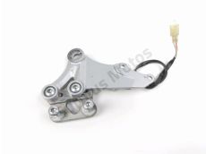 Platine avant droite