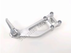 Repose pieds arriere droit