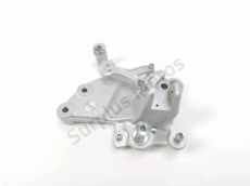 Platine avant droite