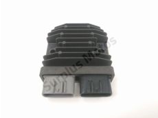 Regulateur de tension