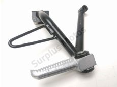 Platine et repose pieds arriere droit