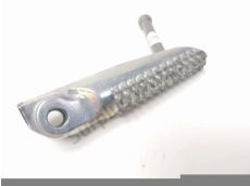 Repose pieds avant droit