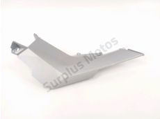 Cache lateral gauche