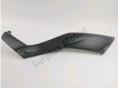 Cache lateral gauche