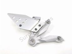 Platine avant droite