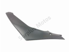 Cache lateral gauche