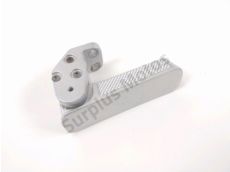 Platine et repose pieds arriere gauche