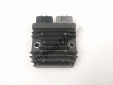 Regulateur de tension