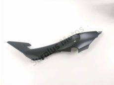 Cache lateral gauche