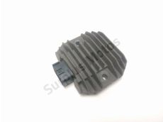 Regulateur de tension
