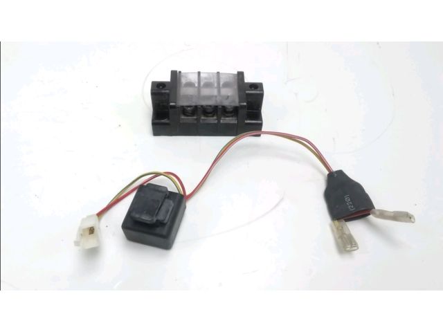 Relais boitier electrique occasion MATRA E-MO 2014