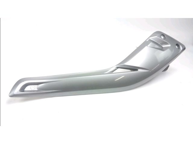 Cache lateral droit occasion YAMAHA YP 125 X-MAX 2010