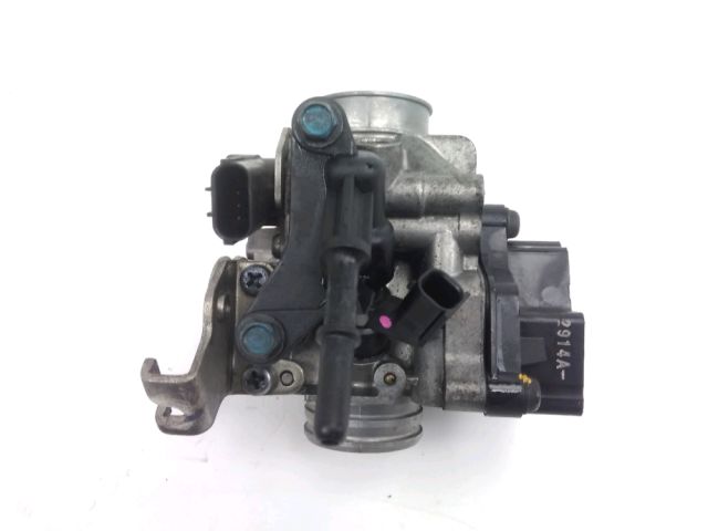 Corps d'injection droit occasion HONDA CBF 125 2013