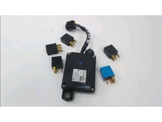 Relais boitier electrique occasion TRIUMPH SPEED TRIPLE 2015