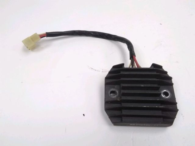 Regulateur de tension occasion YAMAHA FZ6 600 N 2003