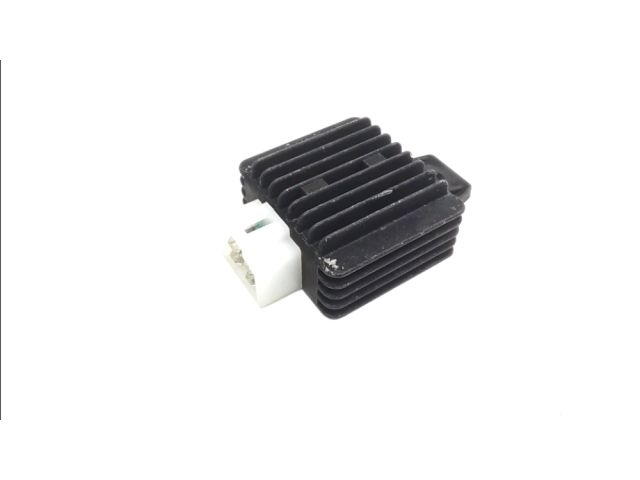 Regulateur de tension occasion VASTRO GECKO 2018