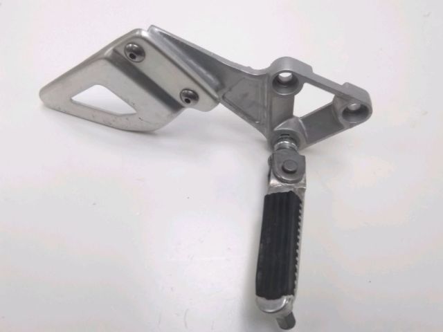 Platine avant droite complete occasion SUZUKI SV 650 2001