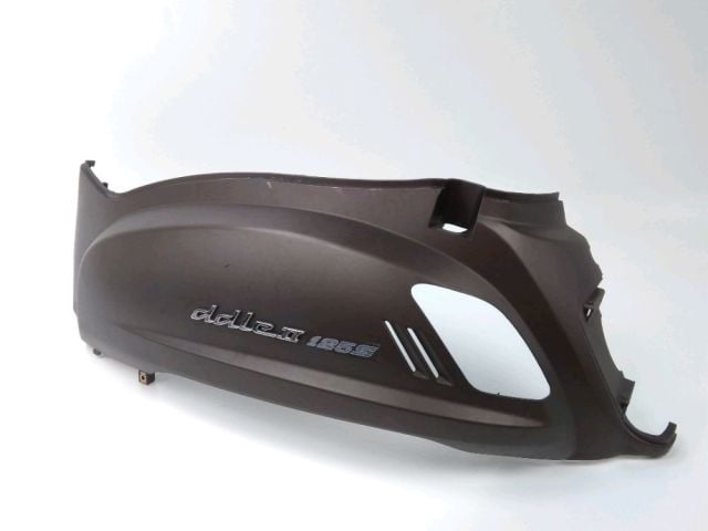 Carenage arriere gauche occasion SYM FIDDLE II 2014