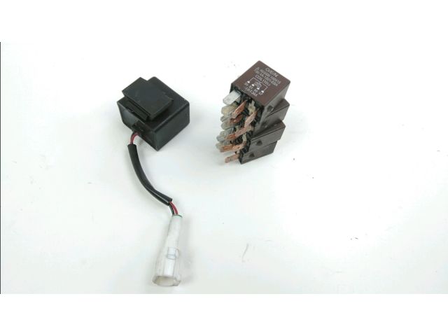 Relais boitier electrique occasion KTM DUKE 125 2018