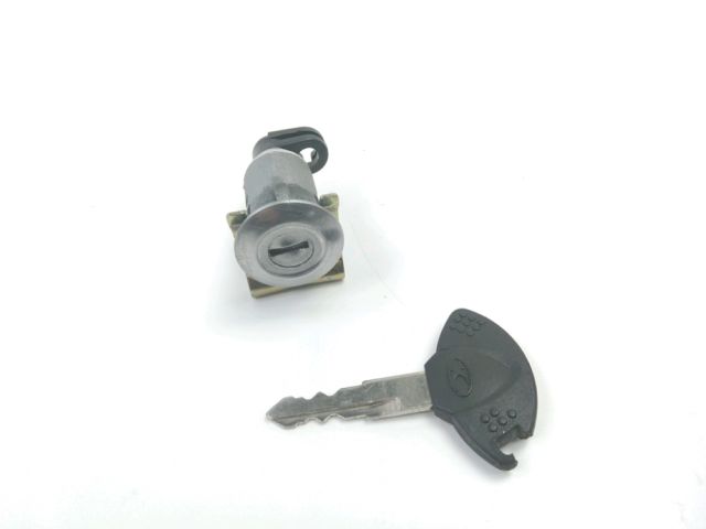 Serrure de selle occasion KYMCO AGILITY 2021