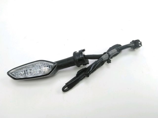 Clignotant arriere g occasion YAMAHA YZF 1000 R1 2020