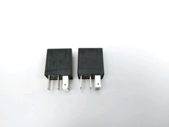 Relais boitier electrique occasion VESPA GTS 2022