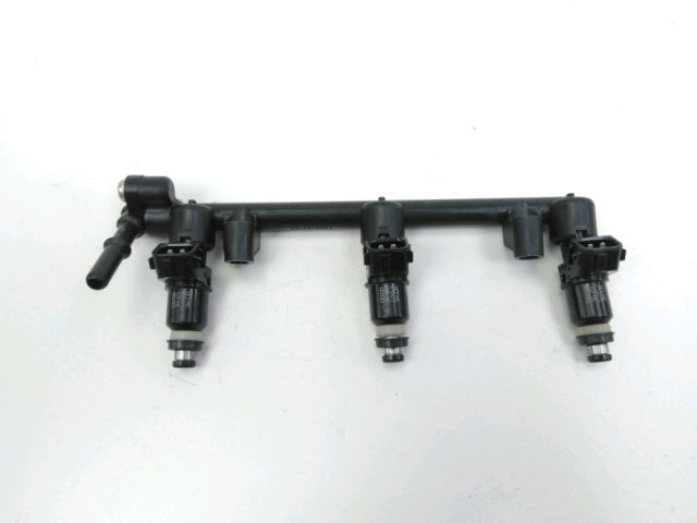 Injecteur occasion TRIUMPH STREET TRIPLE 2012