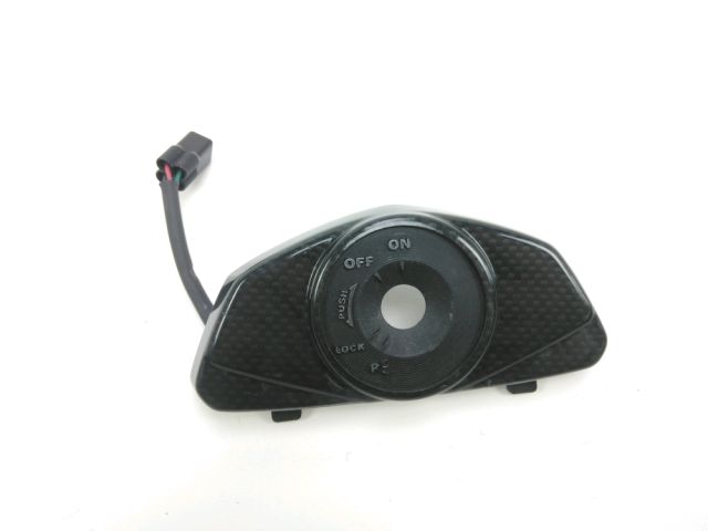 Relais boitier electrique occasion SUZUKI GSR  2011