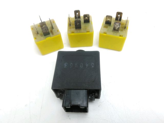 Relais boitier electrique occasion GILERA NEXUS 2010